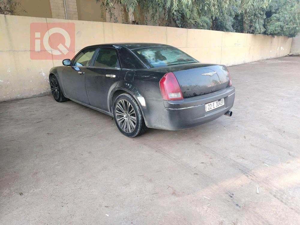 كرايسلر 300